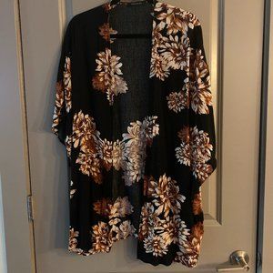 Women's Kimono, Size Small, Black with Floral, Hai